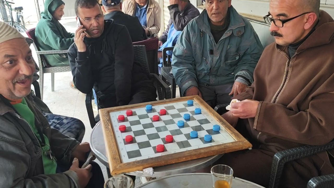 سعيد السوسي و البطل رشيد الوكيلي الموت ديال الضحك 👁️👁️♥️♥️👍👍 هههه هههه شكرا