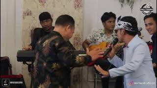 MENCUG PAK HAJI AH DAUN HIRIS MEDLEY CEU TARSIH FT THE REFRESH