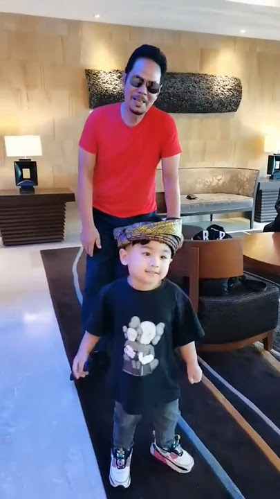 Adik Arfa yg viral nyanyi lagu