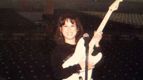 WZZQ Debbie Hunter