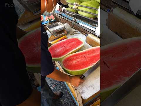 대만에만 있는 20kg 자이언트 수박 자르기