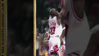 Michael Jordan Switches Hands In Mid-Air For The Iconic Layup