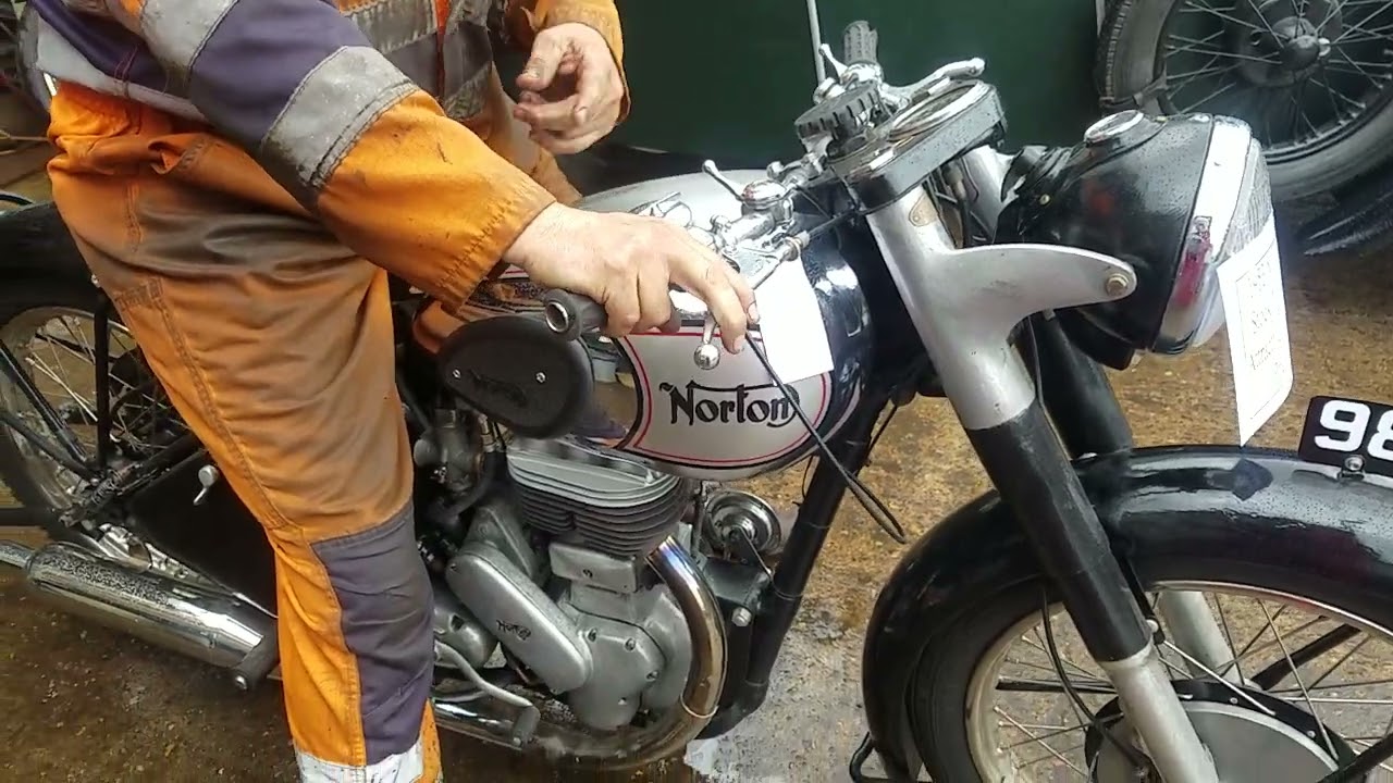 1953 Norton 16H 500cc at Andy Tiernans #08522NRT