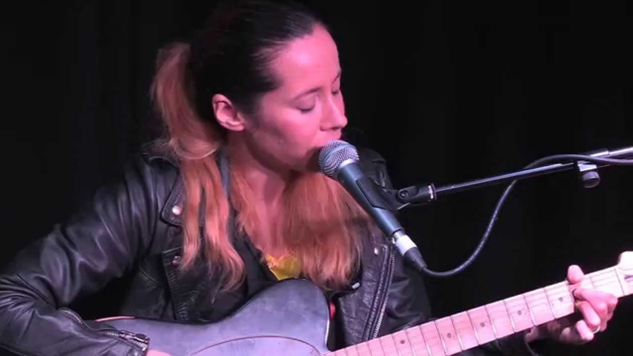 Nerina Pallot - 'Rousseau' (live @ 363 Oxford Street) session ipa