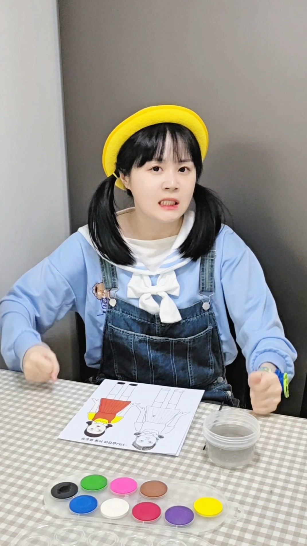 내 물감을 먹지마??Don't eat my paint #funny #TeamYELLOWHAT