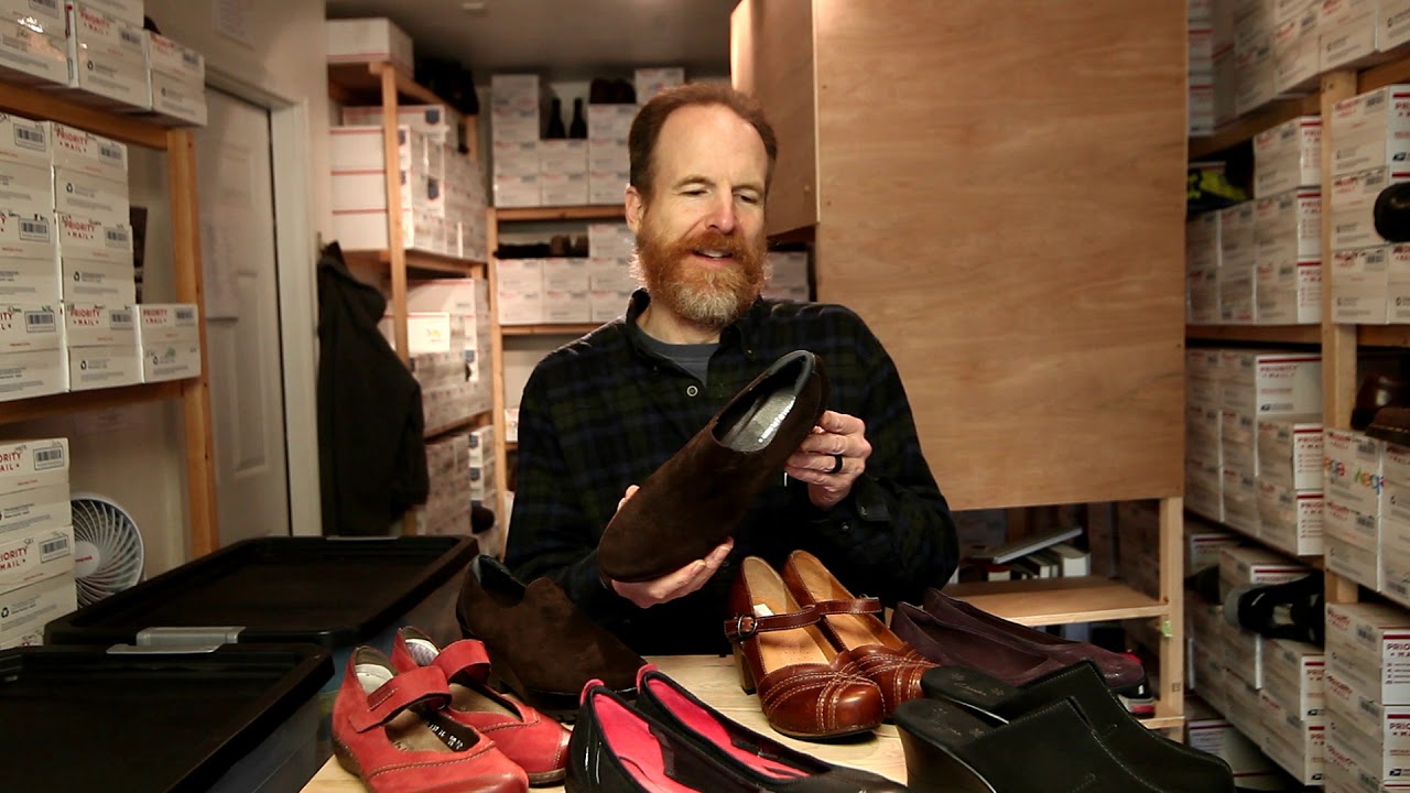 ecco shoes vs clarks