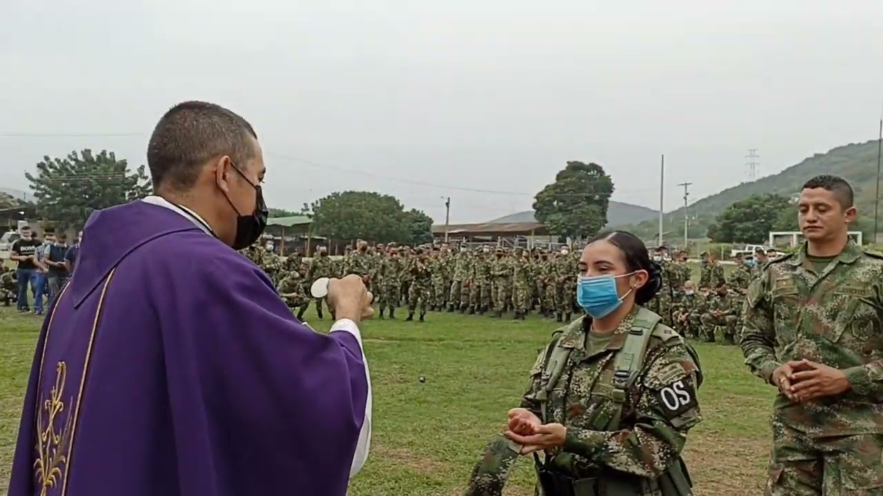 celebrando miércoles de CENIZA | ejército nacional