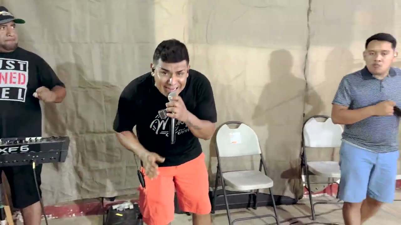 POPURRI DE CUMBIAS - LA TROPILLA DE MIGUEL CAMERO