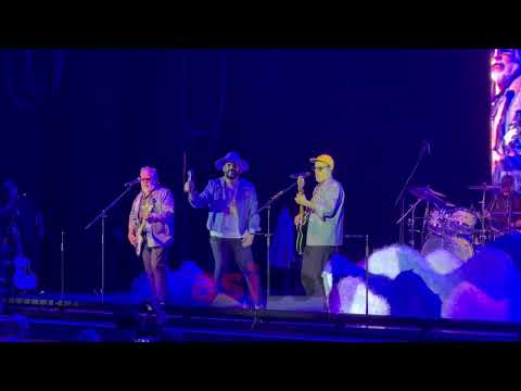 Jumbo ft Mauricio Sanchez “A veces” / Escenario GNP Seguros