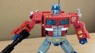 Optimus Prime Ampuu Decepticonei. Stop Motion