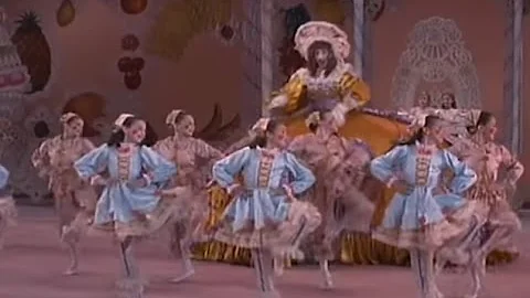 Mother Ginger in "George Balanchines The Nutcracker"