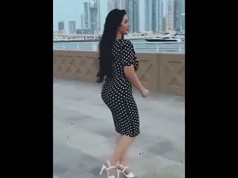عارضة ازياء عراقية في دبي