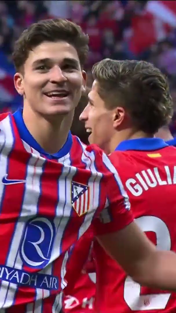 JULIÁN ÁLVAREZ ??