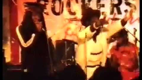 Mikey Dread & Macka B - Freestyling - Rockers Roadshow, UK