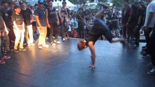 2013 舞破勢OOPS - 103級五校聯合舞展 中場Party time.