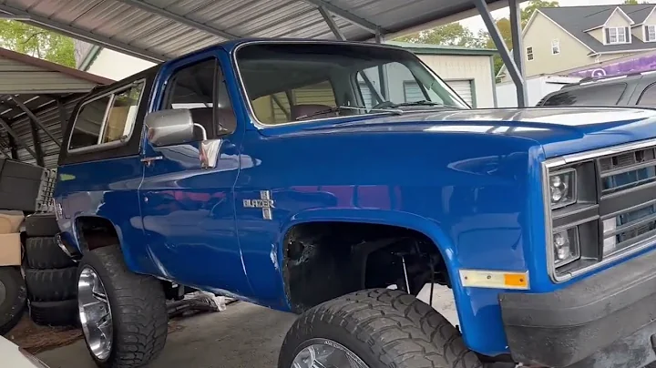 1983 Chevrolet K5 Blazer Square Body Silverado Classic 4x4 Lifted.