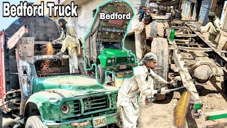 How To Bedford Truck Cargo Six Wheeler Truck Unexpected Scrap Bedford Truck 1970 model Pakistan