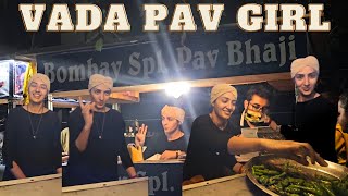 Delhi ki vada Pav Girl | Mummy Emotional Ho Gai..  @Explorewith_chandrika