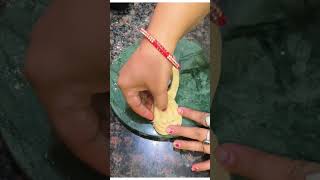 Lachcha Paratha Folding Ka Asaan Tarika#shorts #trending #food #paratha