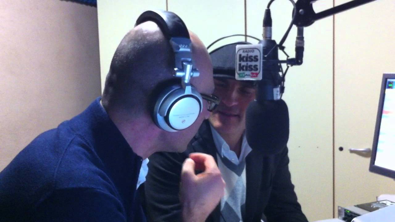 Sal Da Vinci a Radio Kiss Kiss Italia 2/2 YouTube