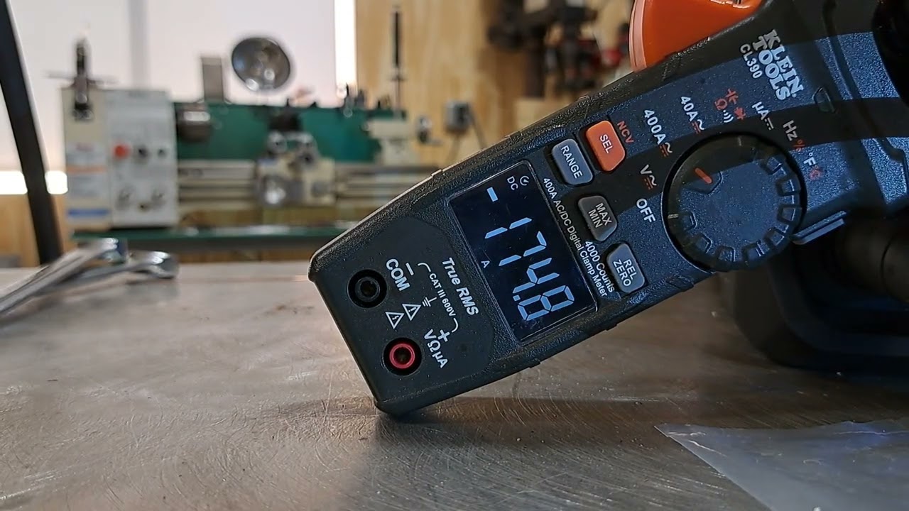 ESAB MIG WELDER em125 Rouge