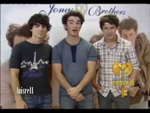 Los Jonas Brothers en Atrvete a Soar (Avance cap 1...
