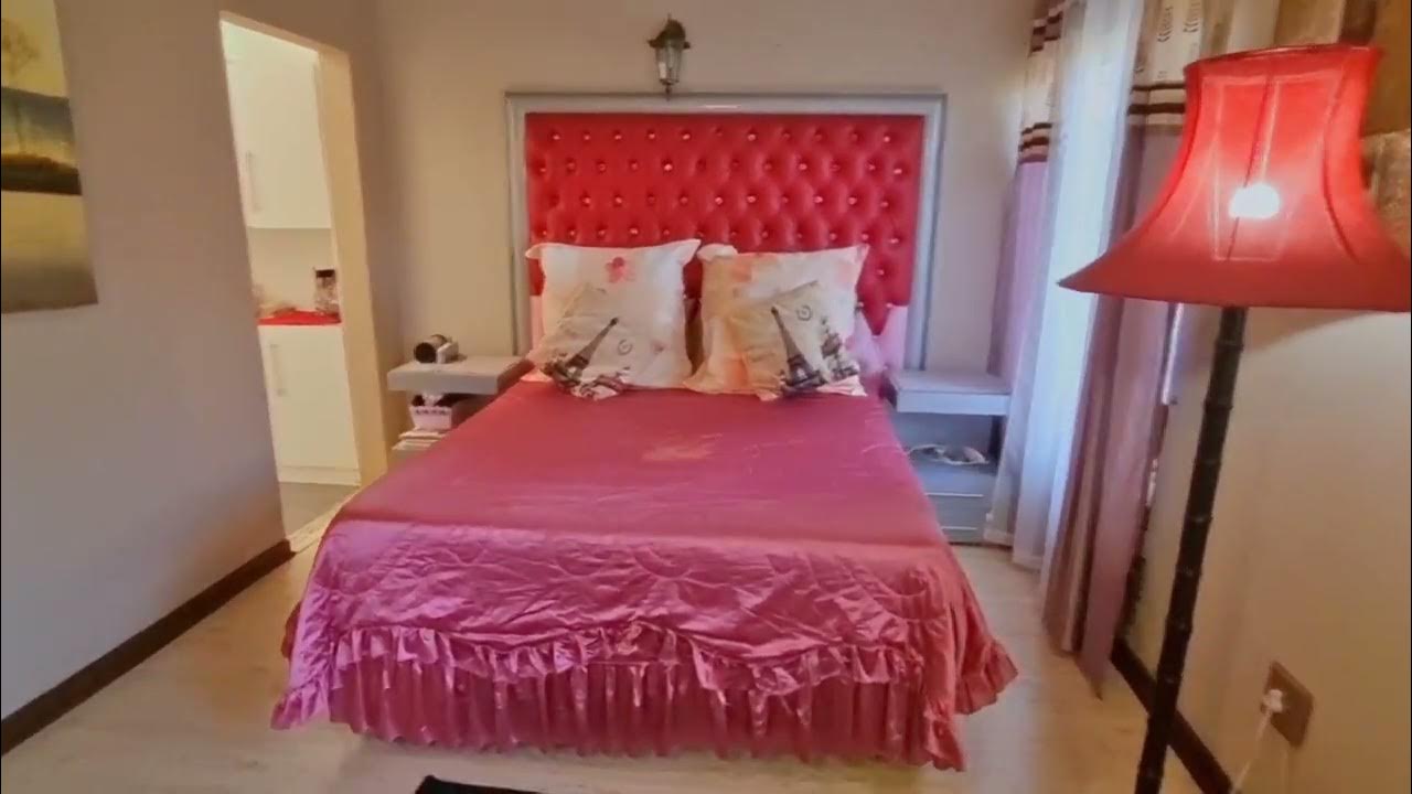 3 bed🛌, 2 bath🛀🛀💤, 2 garage for sale in the south of Johannesburg