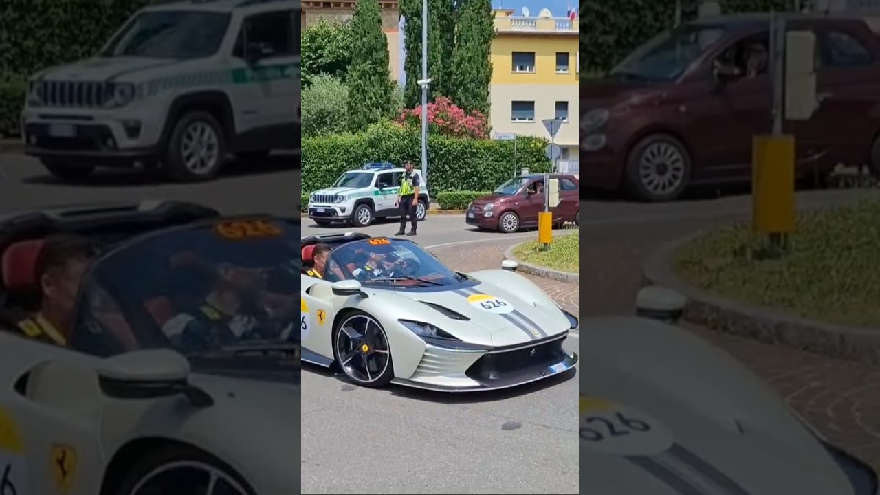 [Drift] 1 if 599 Ferrari Daytona sp3 drifting in Desenzano del Garda