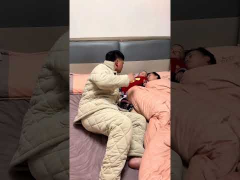 Tao Ma: I'm sorry. I thought you were going to do something. #Human cubs #Dads taking care of babie