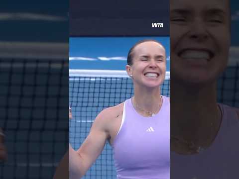 How’d she get that 🤯 #ElinaSvitolina #WTA #ASBClassic26