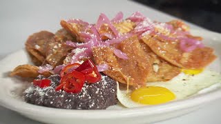 Sunday Brunch: Wake 'n Bacon in Lakeview makes chilaquiles like nobody else Wealth