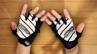 I bought gaming gloves and they&#39;re AWFUL