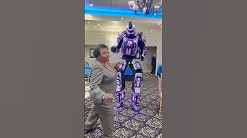 Let’s dance with ROBOT😍#lasershowusa #robot #event #nyc #party