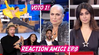 Una vespa impazzita! | Reaction Amici ep.8