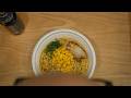 泣きながら北海道仕込みの5種味噌ラーメンを食べる男