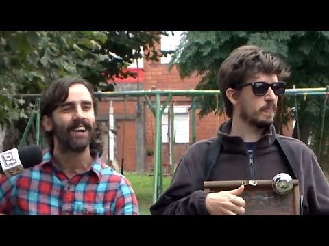 Los Prolijos siguen presentando "Rústico"