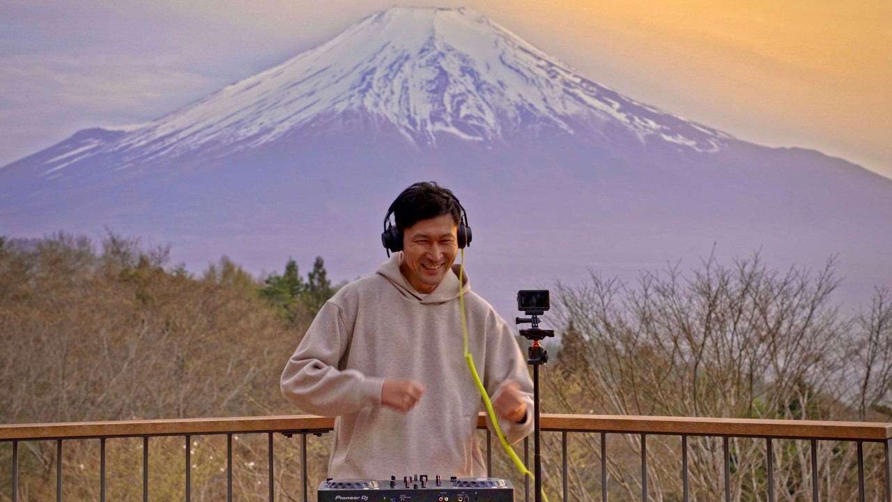 Mt. Fuji Golden Hour DJ Set (4K) | Melodic House 2026 Mix | Japan
