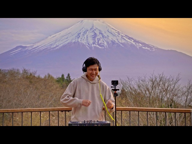 Mt. Fuji Golden Hour DJ Set (4K) | Melodic House 2026 Mix | Japan