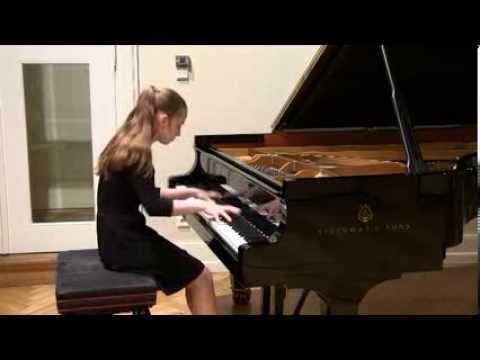 Rachmaninoff Etude Tableau Op 39 No. 6 "Little Red Riding Hood"