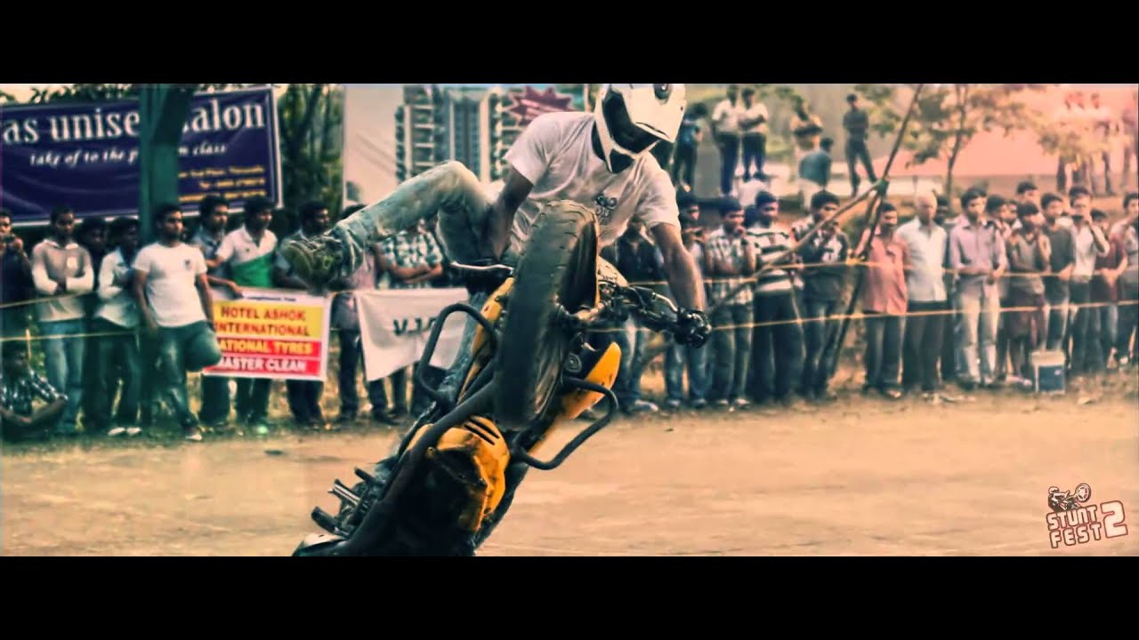 funny bike stunt kerala