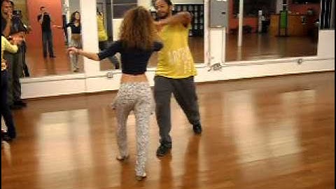 2012.01.19 Shani and Kenny zouk lesson take 1.AVI