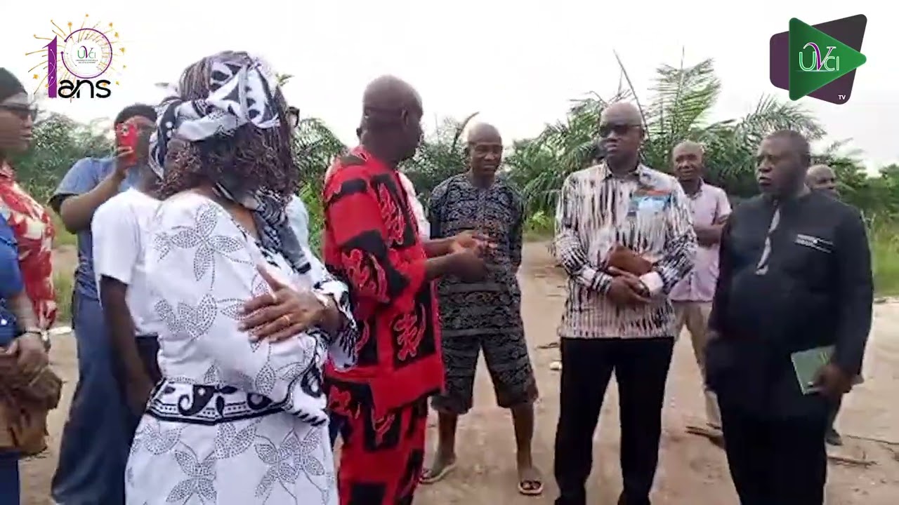 Visite Guidée du Président de l'UVCI avec le ROI d'Andé.(département de Bongouanou)