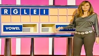 Carol Vorderman Alluring  #sexy  #celeb  #slips