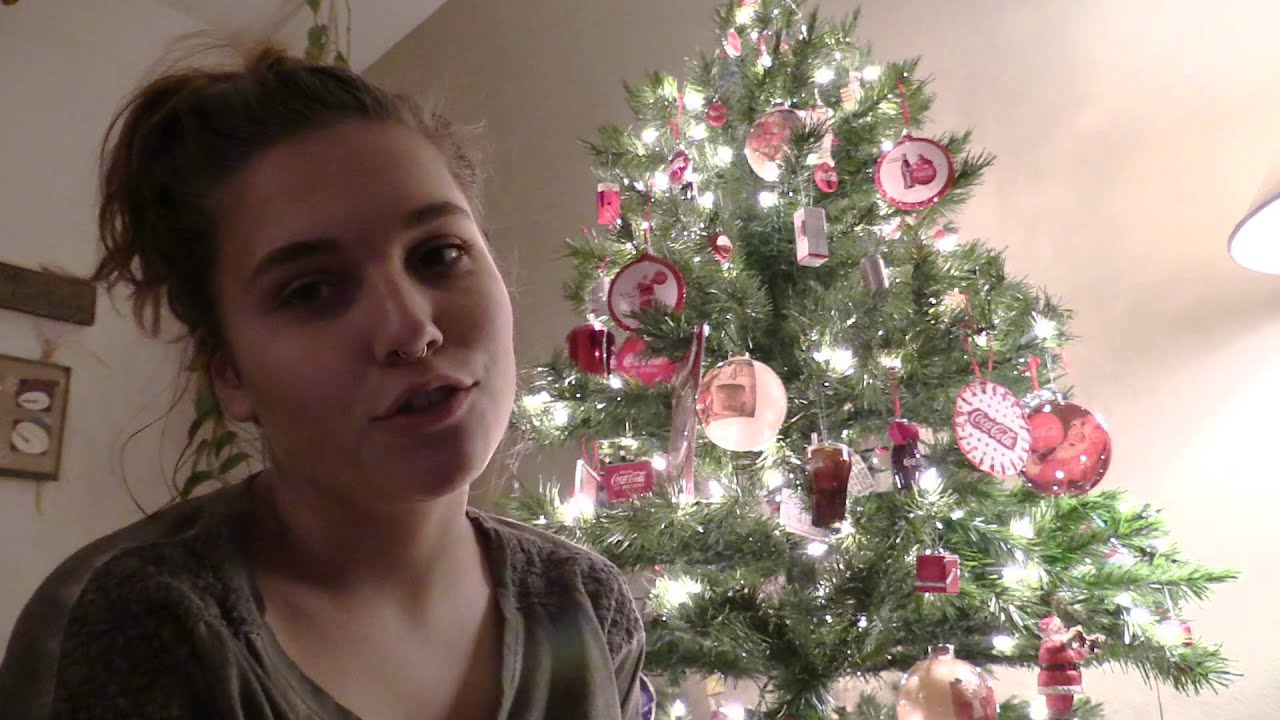 Random Video Monday #122 Coca Cola Christmas Tree! - Random Video Monday #122 Coca Cola Christmas Tree!