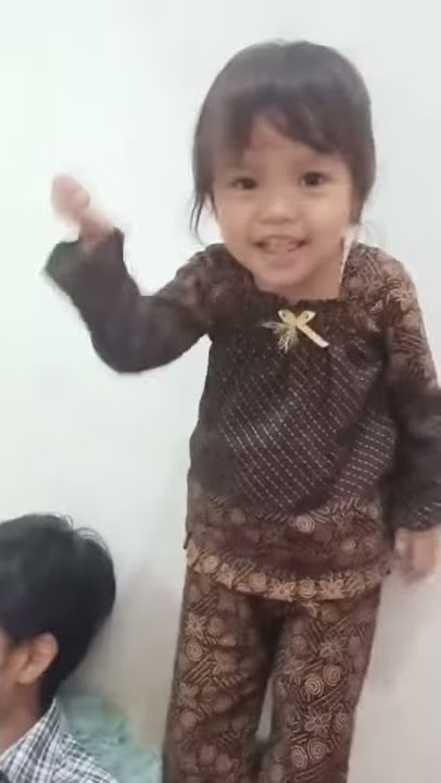 Mangan mie sek ben gak modar