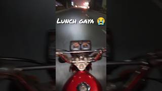 Chalti bike say Mera lunch box gir gay 😂