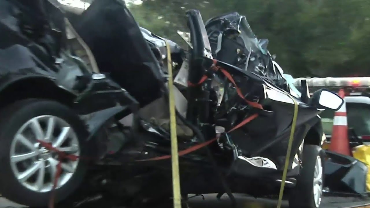 2 dead in crash after fleeing traffic stop - YouTube