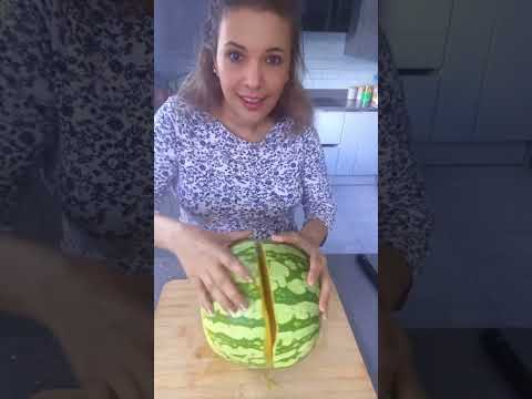 البطيخه طلعت صفراء