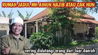 THIS IS THE OLD HOUSE OF MH AINUN NAJIB OR CAK NUN IN JOMBANG || often visited by people from out...