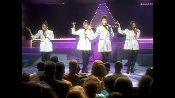 En Vogue "Hold On" live! It